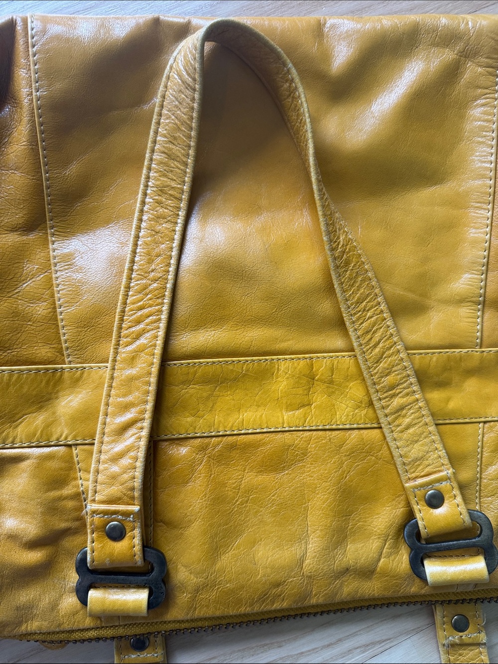 Latico Leather Shoulder Bag Butter Yellow Slouchy Multi Zip Pocket Purse - Picture 15 of 16